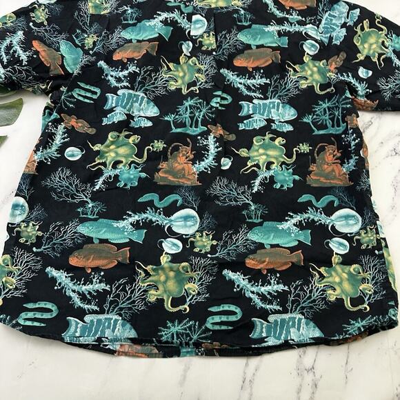 LRG Mens Button Up Shirt Size L Black Blue Ocean Sea Life Octopus Fish Print - Picture 12 of 12